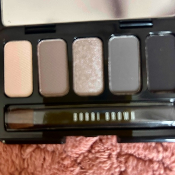 Bobbi Brown Eyeshadow Palette - Bobbi to Go - Picture 4 of 8